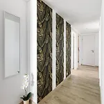 Karolina Lakefront With Private Garden & Apartment *