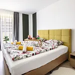 Apartment Karolina Lakefront With Private Garden & *