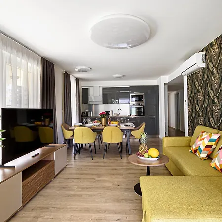 Apartment Karolina Lakefront With Private Garden *