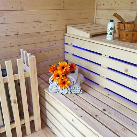 Karolina Lakefront Residence With Private Garden & Spa Apartment Siófok