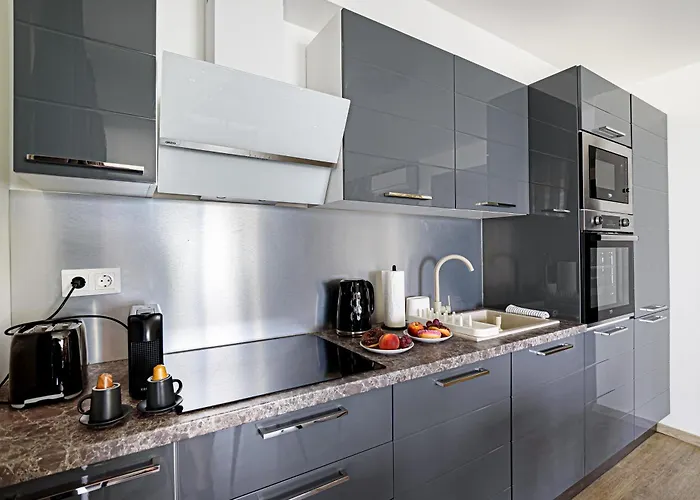Karolina Lakefront Residence With Private Garden & Spa